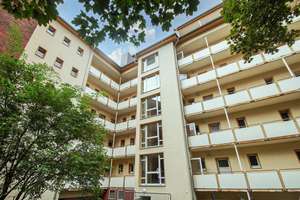 - Ohne Provision!- vermietete 2-Zi.-Wohnung mit Wintergarten im Herzen von Erfurt! – Die vollständige Adresse der Immobilie erhältst du vom Anbieter., 99085 Krämpfervorstadt, Erfurt – Vorschaubild 2