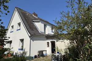 EFH in Maschen auf schönem, ruhig gelegenen Grundstück - top Energieeffizienzklasse A – Die vollständige Adresse der Immobilie erhältst du vom Anbieter., 21220 Seevetal – Vorschaubild 1