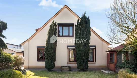 Bild von Zentral wohnen, flexibel gestalten: Ein Haus mit Substanz und Potenzial