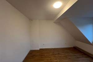 Gepflegte 3-Zimmer-Dachgeschosswohnung in zentraler Lage von Bottrop – Johannestr. 7a, 46240 Boy, Bottrop – Vorschaubild 10