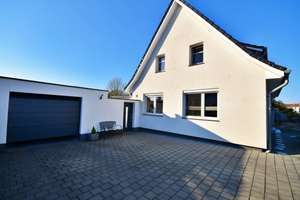 Bremerhaven - Eckernfeld | Sanierte Doppelhaushälfte mit Garage & vielen Vorzügen – Die vollständige Adresse der Immobilie erhältst du vom Anbieter., 27580 Lehe, Bremerhaven – Vorschaubild 40