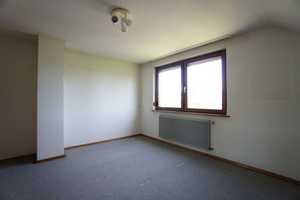 Geräumiges Einfamilienhaus mit großem Garten und Garage in schöner Wohnlage – Reutlingen (Kreis) – Vorschaubild 16