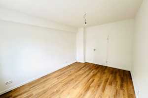 Frisch sanierte 3-Zimmer-Wohnung mit Einbauküche – Bilker Allee 210, 40215 Düsseldorf – Vorschaubild 5