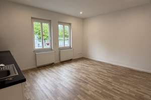 Moderne helle 2-Zimmer-Wohnung in Stuttgart-Zuffenhausen - Top-Verkehrsanbindung