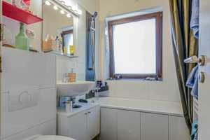 Vermietete 3-Zi.-ETW mit Balkon * PKW-Stellplatz * großer Gemeinschaftsgarten * gute Anbindung – Köln – Vorschaubild 9