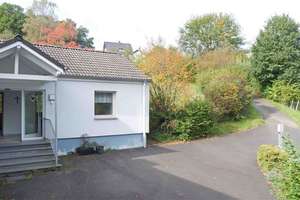 Ruhige, ungestörte Ortsrandlage: 240 m² großer Bungalow auf 4.507 m² Grundstück  – Die vollständige Adresse der Immobilie erhältst du vom Anbieter., 51597 Morsbach – Vorschaubild 5