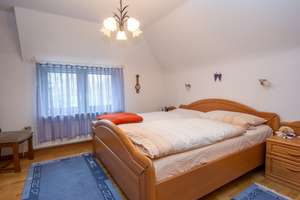 Ländliche Idylle fußläufig zur Ostsee – gepflegtes Haus mit großem Grundstück! – Die vollständige Adresse der Immobilie erhältst du vom Anbieter., 24398 Dörphof – Vorschaubild 4