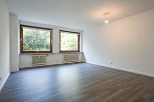 Nienstedten unweit des Hirschparks: Großzügige 3-Zimmer-Luxuswohnung mit Terrasse und Tennisplatz – Die vollständige Adresse der Immobilie erhältst du vom Anbieter., 22587 Nienstedten, Hamburg – Vorschaubild 9