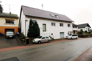 Platz für Ideen – Zweifamilienhaus mit Ausbaupotenzial in Breitenbronn – Die vollständige Adresse der Immobilie erhältst du vom Anbieter., 74858 Aglasterhausen – Vorschaubild 1