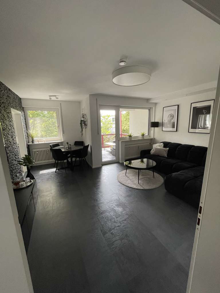 Immobilie in Feldkirchen - Attraktive zentrale 3-Zi.  mit großzügigen Balkon *provisionsfrei* - Bild 0