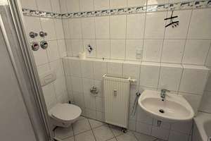 Günstige DG 3-Zi. mit Laminat, Balkon, Wanne und Dusche in sehr guter Lage – Ludwigstraße 39, 9113 Schloßchemnitz, Chemnitz – Vorschaubild 13