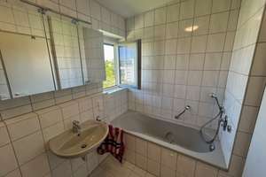 Lichtdurchflutete 3-Zimmer-Wohnung mit Südbalkon in begehrter Wohnlage – Die vollständige Adresse der Immobilie erhältst du vom Anbieter., 89231 Neu-Ulm – Vorschaubild 9