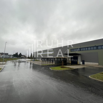 Moderne Logistikhalle mit Rampen | 23.500 m² | RUHR REAL