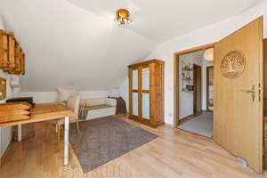Seltene Gelegenheit: Großzügige Maisonettewohnung mit Gartenanteil und Einzelgarage – Die vollständige Adresse der Immobilie erhältst du vom Anbieter., 81549 Südgiesing, München – Vorschaubild 16