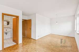 Allach: Großzügiges Reihenmittelhaus inkl. sep. Einliegerwohnung – Die vollständige Adresse der Immobilie erhältst du vom Anbieter., 80999 Untermenzing, München – Vorschaubild 6