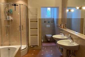 Großzügige 4-Zimmer Maisonette-Wohnung + 35 qm Dachterrasse + hohe Decken // WG möglich – Die vollständige Adresse der Immobilie erhältst du vom Anbieter., 40476 Derendorf, Düsseldorf – Vorschaubild 8