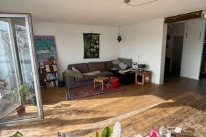 Helle und großzügige 2,5 Zimmer DG-Wohnung in Ehrenfeld – Die vollständige Adresse der Immobilie erhältst du vom Anbieter., 50825 Ehrenfeld (Ortsteil), Köln – Vorschaubild 2