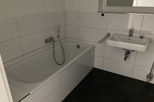 **Großzügige und helle 4 Raum Wohnung** – Bärendorfer Str. 1a, 44795 Weitmar-Mitte, Bochum – Vorschaubild 10