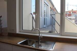 lichtdurchflutete DG-Wohnung provisionsfrei zum Verkauf – Petersburger Straße 39, 10249 Friedrichshain, Berlin – Vorschaubild 5