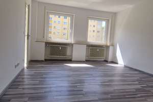 Insel der Ruhe zum Sofortbezug – Die vollständige Adresse der Immobilie erhältst du vom Anbieter., 90480 Zerzabelshof, Nürnberg – Vorschaubild 3