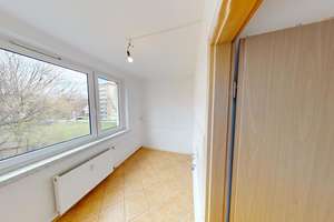 2-Raum-Wohnung mit Balkon zum Sofortbezug – Parkstr. 8, 9120 Kapellenberg, Chemnitz – Vorschaubild 4