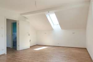 Neubau Erstbezug: Lichtdurchflutete Dachgeschosswohnung über den Dächern Ingolstadts – Kleiststr. 43, 85055 Nordost, Ingolstadt – Vorschaubild 3