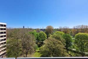 Großzügige 3 ZKB mit herrlichem Ausblick in Top Lage! 7. OG mit Aufzug – Die vollständige Adresse der Immobilie erhältst du vom Anbieter., 86157 Pfersee-Süd, Augsburg – Vorschaubild 4
