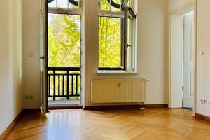 Charmante Zwei-Raum-Wohnung mit historischem Flair