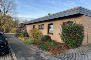 Elegantes freistehendes Eckbungalow mit 5 Zimmern und Garage in Duisburg-Alt-Homberg – Im Grünen Winkel 22, 47198 Alt-Homberg, Duisburg – Vorschaubild 2