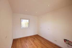 ERSTBEZUG | Reihenhaus in Seenähe mit Terrasse, Tageslichtbad, Gäste-WC, Stellplatz u.v.m. – Rundkapellenweg 24k, 4249 Hartmannsdorf-Knautnaundorf, Leipzig – Vorschaubild 7