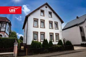 Familie sein - inmitten der Bergstadt Oerlinghausen! – Die vollständige Adresse der Immobilie erhältst du vom Anbieter., 33813 Oerlinghausen – Vorschaubild 1