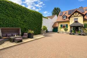 Exklusives Familiendomizil mit Wellnessbereich, Sonnengarten, Garage, 3 Stellplätzen, beste Wohnlage – Die vollständige Adresse der Immobilie erhältst du vom Anbieter., 65191 Bierstadt, Wiesbaden – Vorschaubild 4