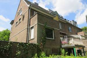 Rarität in der Limburger Straße: Großzügiges Einfamilienhaus in Adresslage in Aachen – Limburger Straße 15, 52064 Hangeweiher, Aachen – Vorschaubild 4