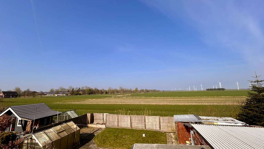 Immobilie in Cuxhaven - Einfamilienhaus mit großzügigem Grundstück und freiem Blick über die Felder in Cuxhaven-Lüdingworth - Bild 3