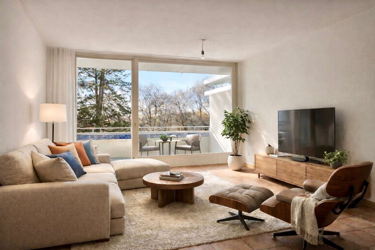 Helle 2-Zimmer-Wohnung mit Westbalkon und Blick ins Grüne, München Kreis – Bild 3