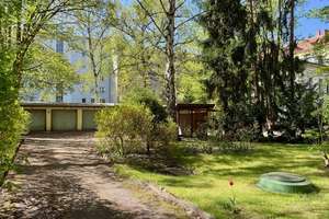 Hübsche Wohnung mit Balkon ins Grüne im schönen Steglitz – Die vollständige Adresse der Immobilie erhältst du vom Anbieter., 12169 Steglitz, Berlin – Vorschaubild 2