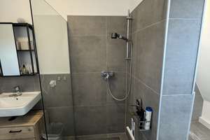 Sanierte 2-Raum-Wohnung mit Balkon in Oberhausen – Bahnhofstraße 19, 46145 Sterkrade-Mitte, Oberhausen – Vorschaubild 8