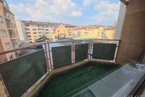 Attraktive 2-Zimmer-Wohnung mit Balkon und Duplex-Stellplatz in zentraler Lage