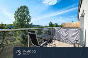 ⭐️ Dachgeschoss mit Freiblick & sonnigen West Balkon - renoviertes 1 Zimmer Studio fußläufig zur FU