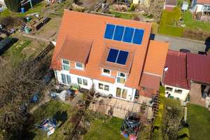 Familienfreundliches Wohnen in Weixdorf: viel Platz, Solarthermie und neue Heizung!