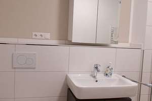 Modern apartment, fully furnished with Wi-Fi in a prime location – Niederkasseler Str 97, 53225 Beuel-Mitte, Bonn – Vorschaubild 8