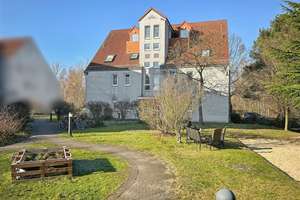 Vermietete 2-Zimmer-Eigentumswohnung mit Balkon in Berlin-Rosenthal