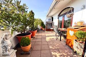 **Große Dachterrasse und drei Bäder** Mit dem Aufzug direkt in die Wohnung ++ Doppelgarage – Die vollständige Adresse der Immobilie erhältst du vom Anbieter., 50827 Bickendorf, Köln – Vorschaubild 8