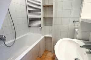 Erstbezug nach Renovierung | TOP Altstadt-Lage |  Dachterrasse | zwei Bäder |  Altbau-Juwel – Pfladergasse 5, 86150 Augsburg – Vorschaubild 17