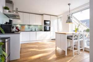 Penthouse-Feeling in KR-Bockum! Traumhaft modernisierte 3-Zimmerwohnung mit großer Sonnenterrasse! – Die vollständige Adresse der Immobilie erhältst du vom Anbieter., 47800 Bockum, Krefeld – Vorschaubild 4