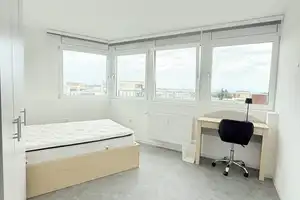 Property thumbnail 1