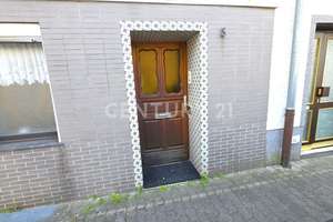 Attraktives Einfamilienhaus mit viel Potential, mit Garage und Terrasse in Saarbrücken-Bischmisheim – Die vollständige Adresse der Immobilie erhältst du vom Anbieter., 66132 Bischmisheim, Saarbrücken – Vorschaubild 4