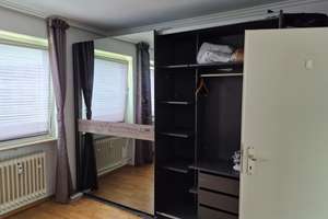 Real Schwabing, 2,5 Rooms, in Leopoldstr central but quiet, ready to move. all inclusive (Strom) – Leopoldstraße 109, 80802 Münchner Freiheit, München – Vorschaubild 5