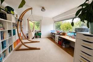 Großzügige 5-Zimmer-Terrassenwohnung mit traumhaftem Ausblick – 79104 Herdern-Süd, Freiburg im Breisgau – Vorschaubild 3