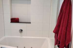Dachgeschoss mit Terrasse All Inclusive in Köln Deutz – Siegesstrasse 14, 50679 Deutz, Köln – Vorschaubild 9